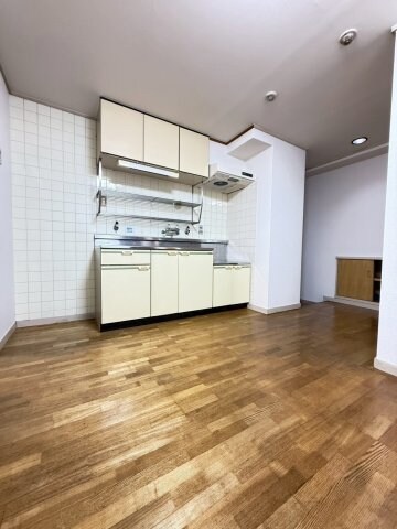 物件内観写真11　(居間です)