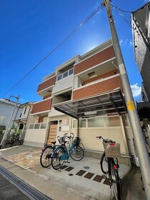 神戸市営地下鉄北神・西神・山手線 湊川公園駅 3階建 築8年の外観写真