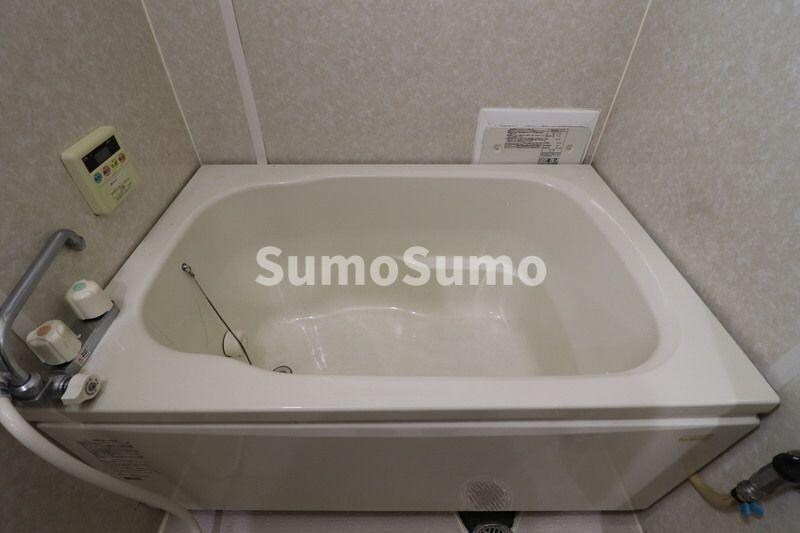 物件内観写真12　(ゆったり過ごせるお風呂です)