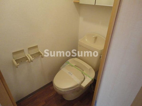 トイレ(ゆったりとした空間のトイレです)