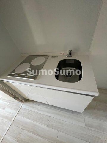 物件内観写真17　(コンパクトなキッチンで掃除もラクラク)