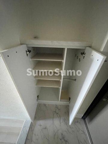 物件内観写真20　(収納豊富です)