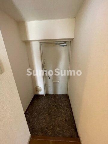 物件内観写真2　(きれいな玄関です)