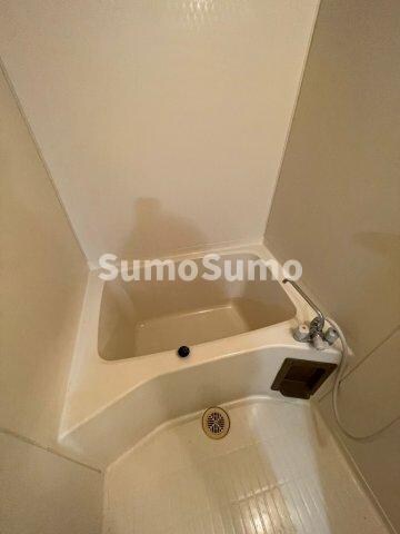 物件内観写真11　(きれいなお風呂です)