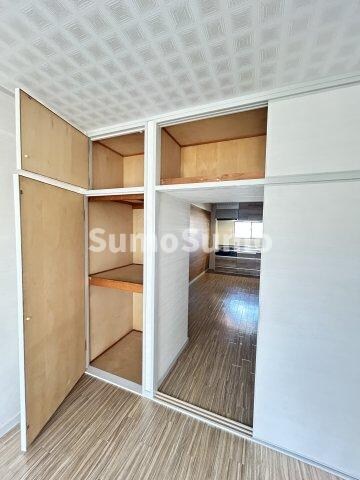 物件内観写真14　(便利な収納スペースです)