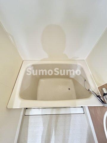 物件内観写真18　(コンパクトで使いやすいお風呂です)