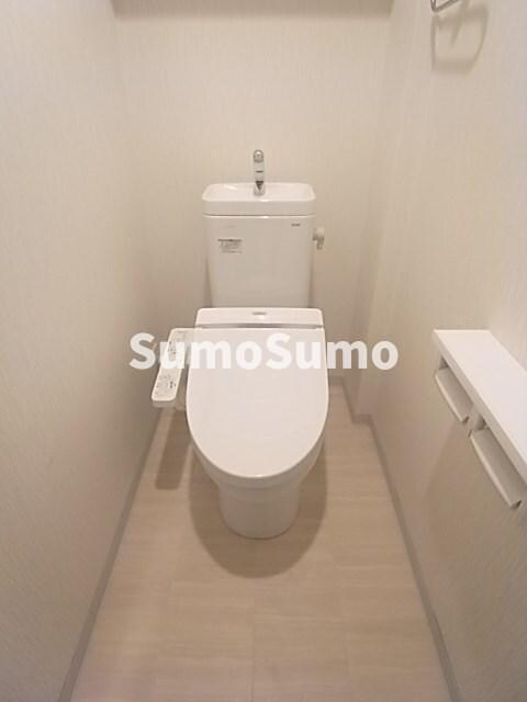 物件内観写真10　(コンパクトで使いやすいトイレです)