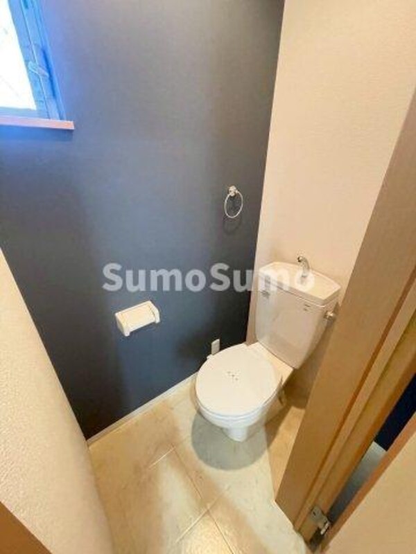 トイレ(コンパクトで使いやすいトイレです)