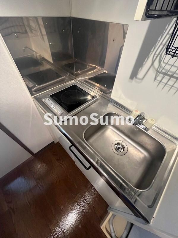 物件内観写真16　(コンパクトなキッチンで掃除もラクラク)