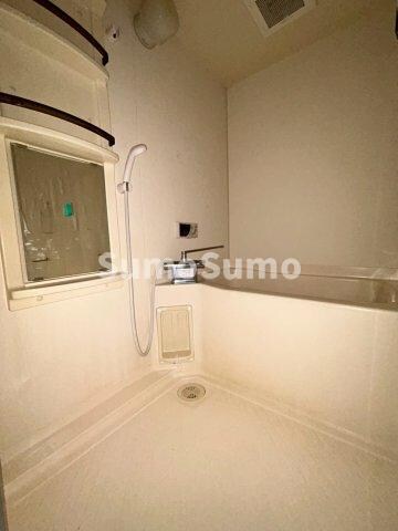 物件内観写真8　(落ち着いた空間のお風呂です)