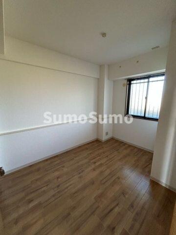 物件内観写真22　(ゆったりした洋室です)