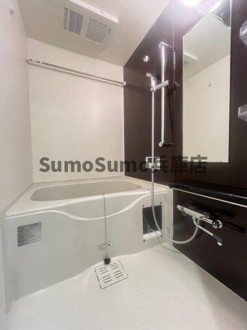 物件内観写真19　(コンパクトで使いやすいお風呂です)