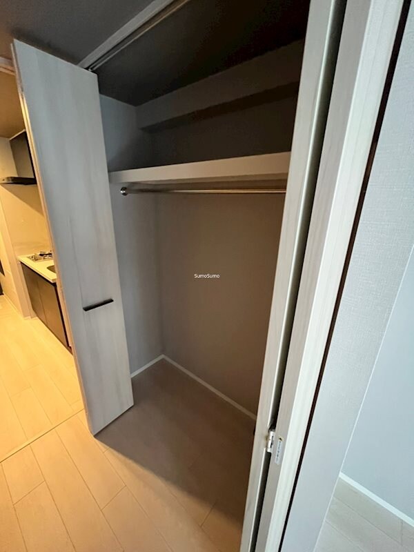 物件内観写真14　(ちょっとした収納スペースも充実しています)