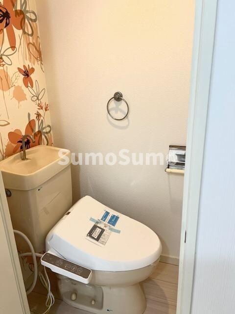 物件内観写真10　(シンプルで使いやすいトイレです)