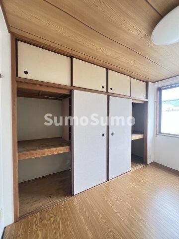 物件内観写真8　(こまごまとしたものを収納できそうですね)