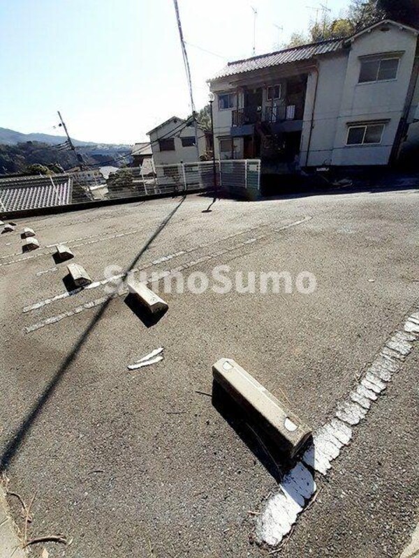 駐車場(駐車スペースもあります)