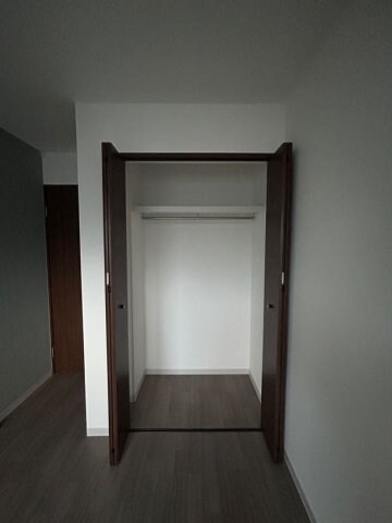 物件内観写真11　(収納スペース豊富です)