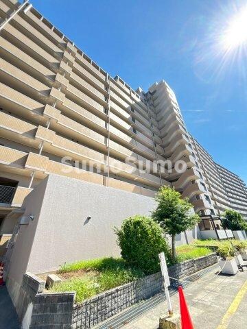 物件外観写真4　(外観は落ち着いています)