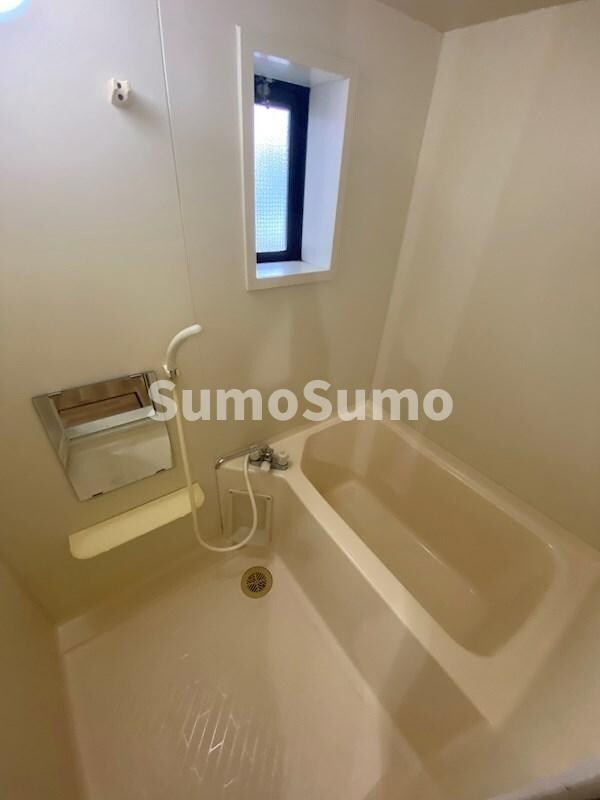 浴室(お風呂で日々の疲れを落としましょう)