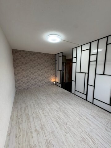 物件内観写真5　(落ち着いて過ごせるお部屋なので、寝室にいかがでしょうか)