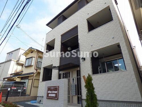 物件外観写真1　(おしゃれな外観です)