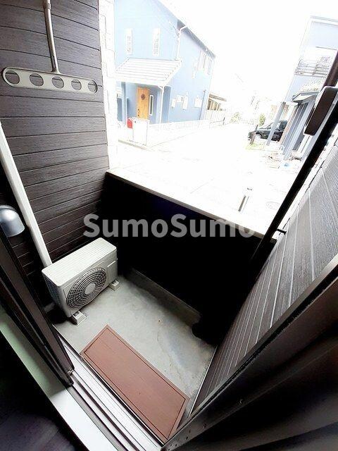 物件内観写真11　(広々としたバルコニーです)