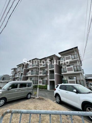 物件外観写真3　(建物外観を気になさる方へ、見た目の良い物件です)