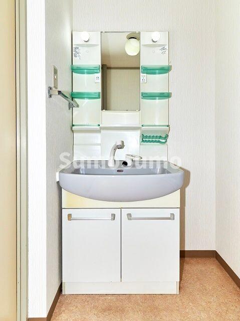 物件内観写真9　(忙しい朝には欠かせない洗面所です)