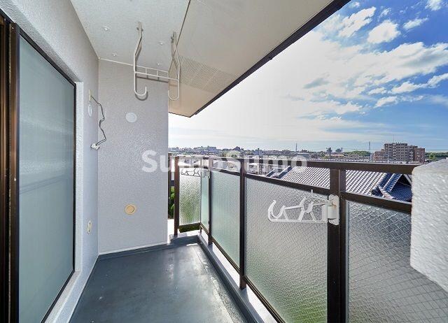 物件内観写真13　(バルコニーがあります)