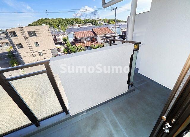 物件内観写真15　(バルコニー付きです)