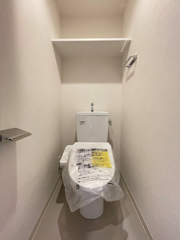 物件内観写真9　(トイレもきれいです)