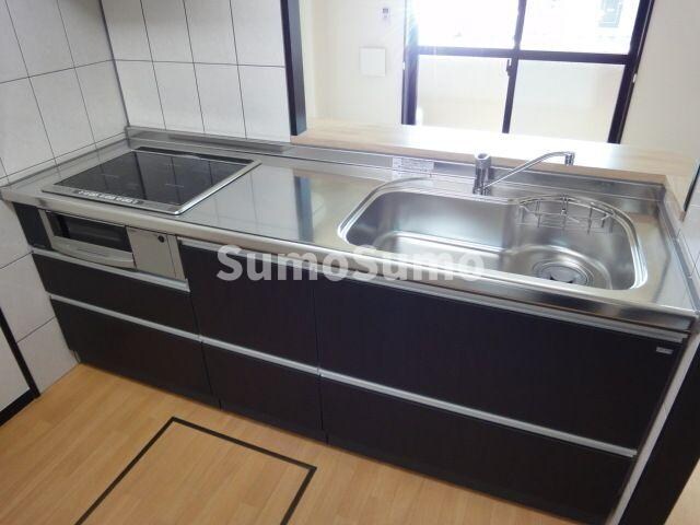 物件内観写真4　(お料理しやすいキッチンです)