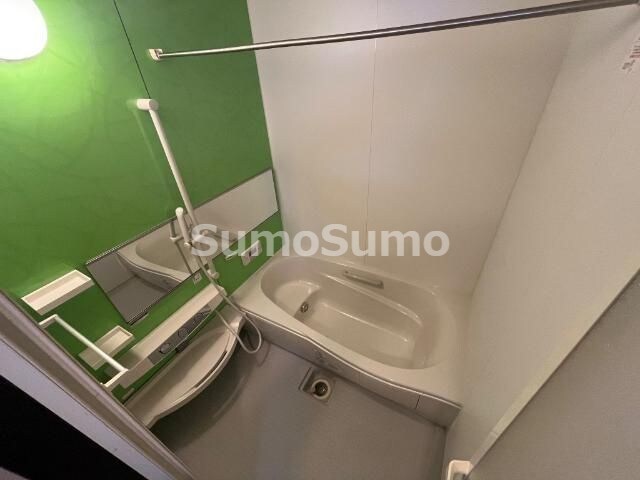 物件内観写真6　(きれいなお風呂です)