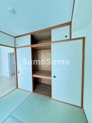 物件内観写真15　(便利な収納スペースです)