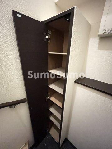 物件内観写真23　(収納豊富です)