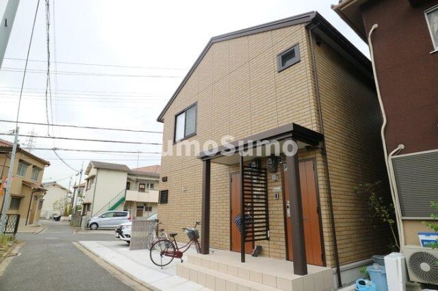 物件外観写真3　(外観もきれいです)