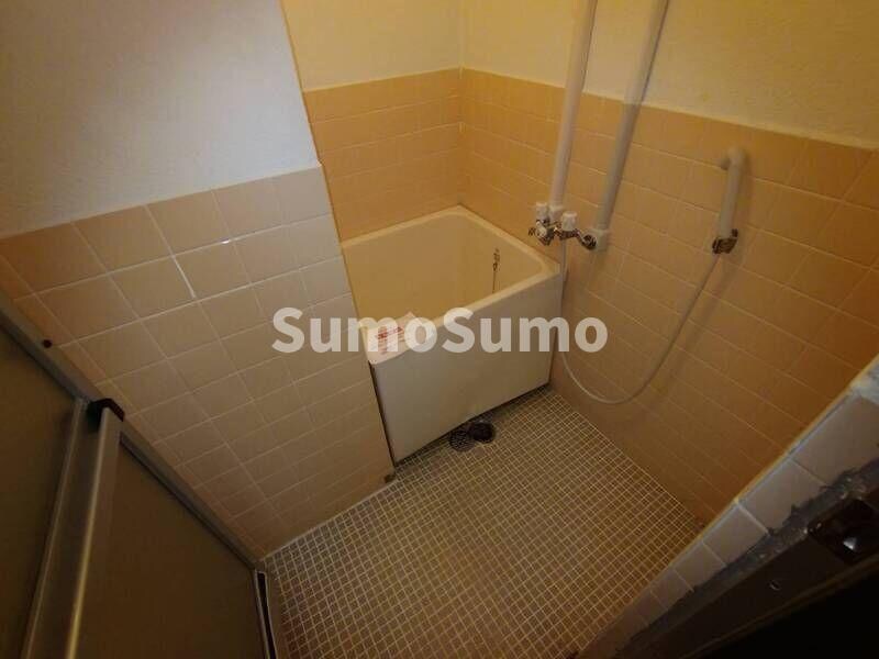 物件内観写真7　(落ち着いた空間のお風呂です)