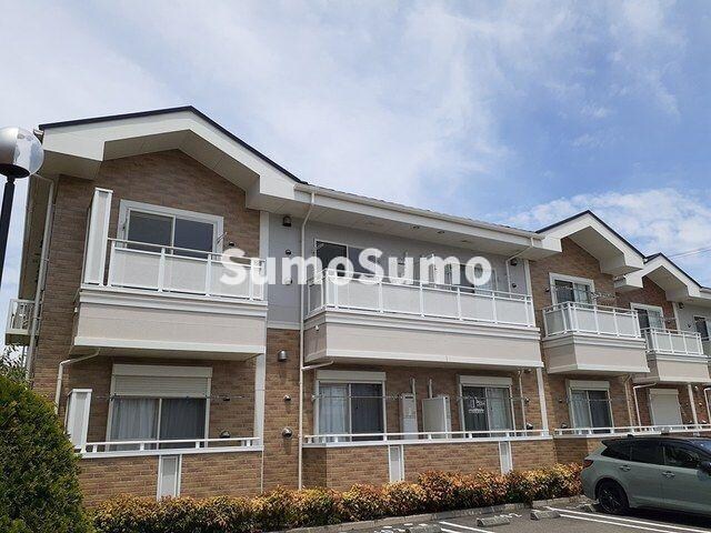 物件外観写真1　(きれいな外観です)