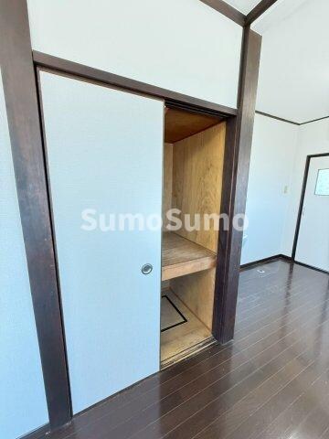 物件内観写真16　(収納があります)