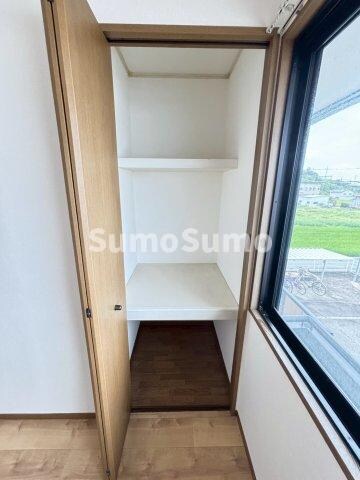 物件内観写真14　(大きなものも収納できそうです)