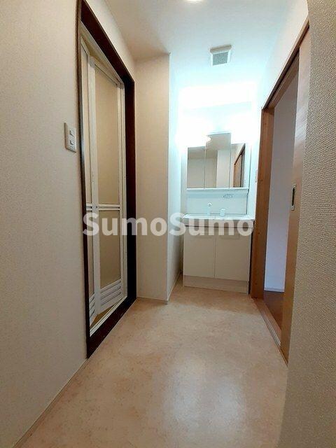 物件内観写真9　(スペースが確保できる洗面所です)