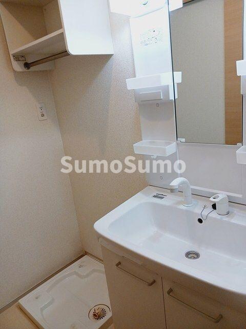 物件内観写真8　(使いやすい洗面所です)