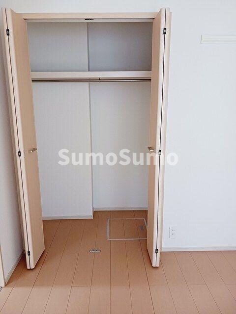 物件内観写真11　(収納スペース豊富です)