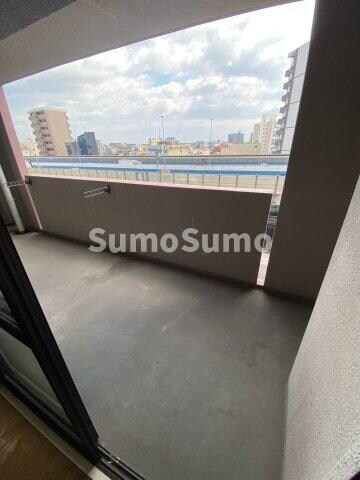 物件内観写真15　(バルコニー付きです)