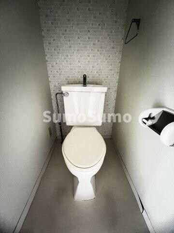 物件内観写真12　(コンパクトで使いやすいトイレです)