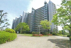 サザンヒルズ井吹台２番館外観写真