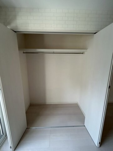 物件内観写真12　(ちょっとした収納スペースも充実しています)