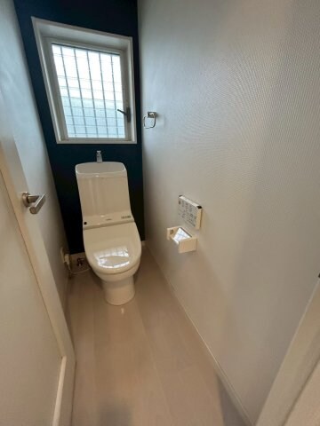 物件内観写真16　(落ち着いたトイレです)
