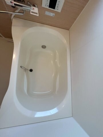 物件内観写真23　(落ち着いた空間のお風呂です)