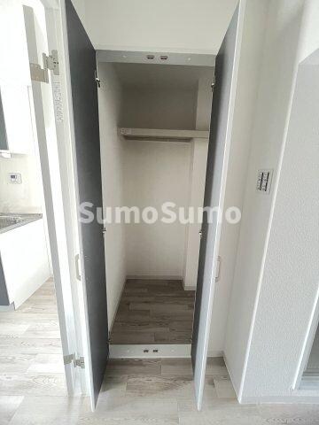 物件内観写真10　(こまごまとしたものを収納できそうですね)